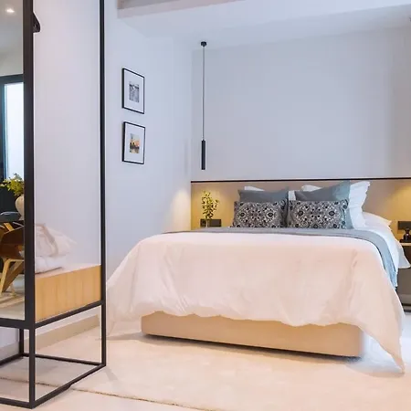 Luxurious Overlooking Casa Pilatos *